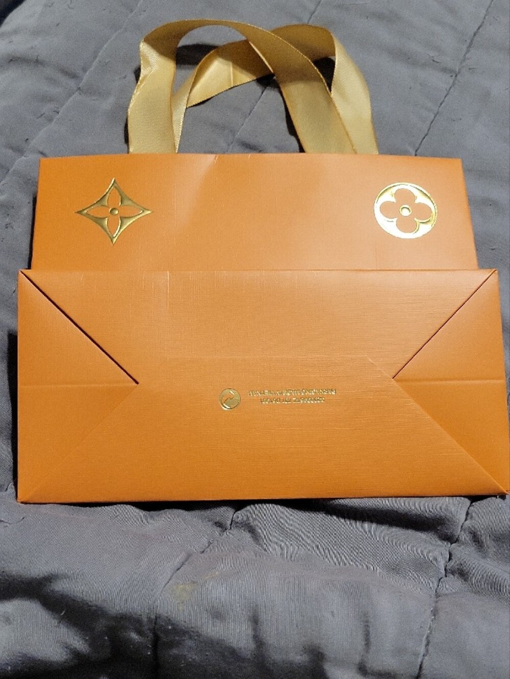 Louis Vuitton NWOT! Orange Gift Bag with Gold Accents - Picture 2 of 6